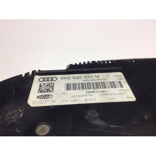 Z Audi A4 Kilometre Saati Gösterge Paneli 8K0920930M