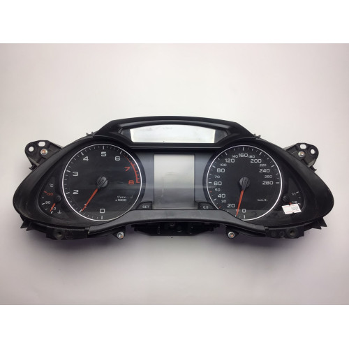 Z Audi A4 Kilometre Saati Gösterge Paneli 8K0920930M