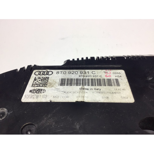 Z Audi A5 Kilometre Saati Gösterge Paneli 8T0920931C