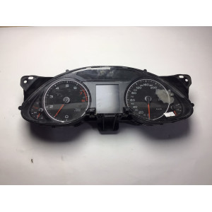 Z Audi A4 Kilometre Saati Gösterge Paneli 8K0920931P