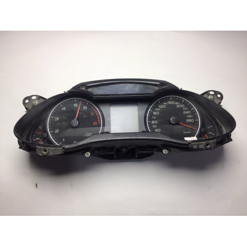 Z Audi A4 Kilometre Saati Gösterge Paneli 8K0920930A
