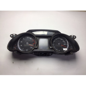 Z Audi A5 1.8 TFSI Kilometre Saati Gösterge Paneli 8T0920931