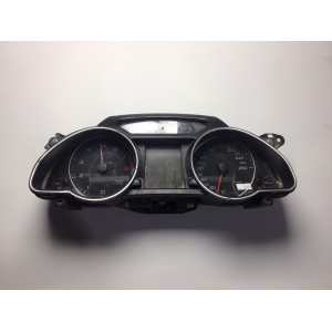 Z Audi A5 Kilometre Saati Gösterge Paneli 8T0920931C