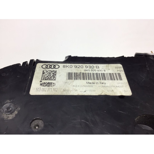 Z Audi A4 Kilometre Saati Gösterge Paneli 8K0920930B