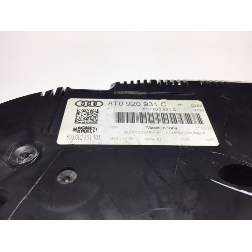 Z Audi A5 Kilometre Saati Gösterge Paneli 8T0920931C
