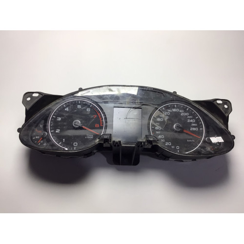 Z Audi A4 1.8 TFSI Kilometre Saati Gösterge Paneli 8K0920931T