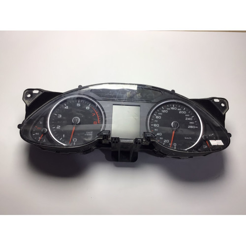 Z Audi A4 Kilometre Saati Gösterge Paneli 8K0920932B