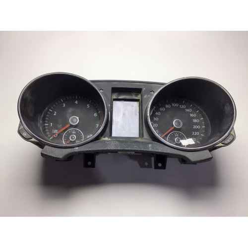 Z Volkswagen Golf 6 1.8 TSI Kilometre Saati Gösterge Paneli 5K0920860H