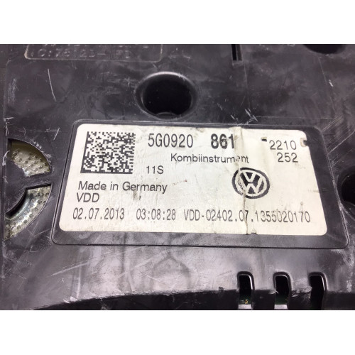 Z Volkswagen Golf 7 Kilometre Saati Gösterge Paneli 5G0920861