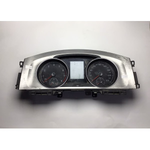 Z Volkswagen Golf 7 Kilometre Saati Gösterge Paneli 5G0920861B