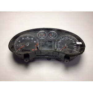 Z Audi A3 Kilometre Saati Gösterge Paneli 8P0920931T