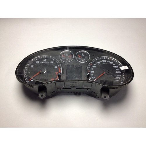 Z Audi A3 Benzinli Kilometre Saati Gösterge Paneli 8P0920932D