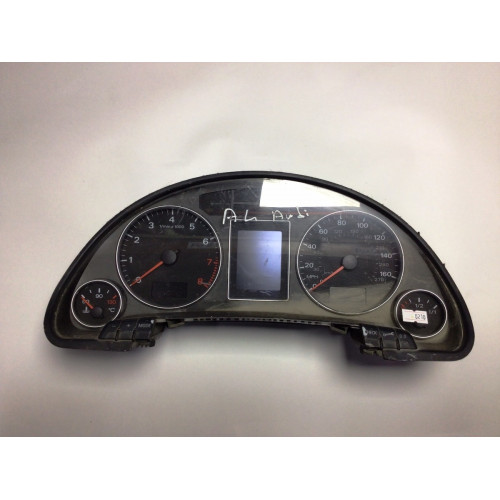 Audi A4 Kilometre Saati Gösterge Paneli 1036901830