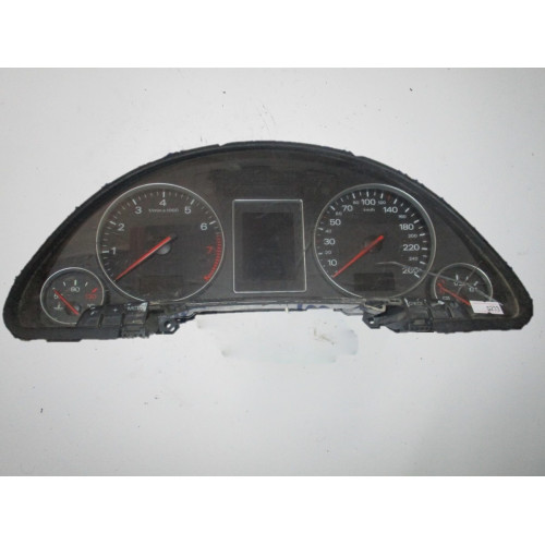 Audi A4 Kilometre Saati Gösterge Paneli 8E0920900L