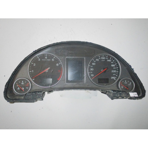 Audi A4 Kilometre Saati Gösterge Paneli 8E0920900H