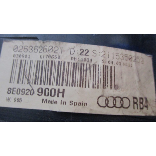Audi A4 Kilometre Saati Gösterge Paneli 8E0920900H