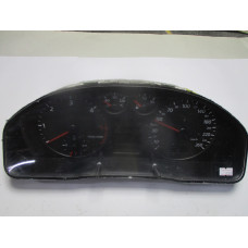 Audi A4 Dizel Kilometre Saati Gösterge Paneli 8D0919861A AU0014001