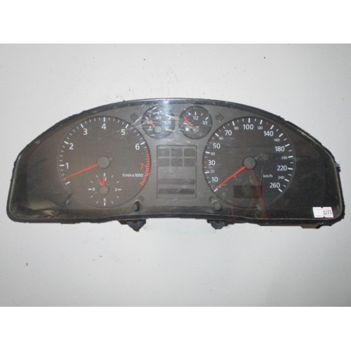 Audi A4 Kilometre Saati Gösterge Paneli 8D0919861C