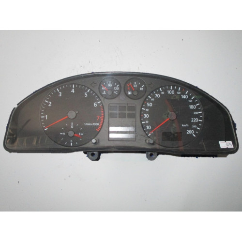 Audi A4 Kilometre Saati Gösterge Paneli 8D0919861H