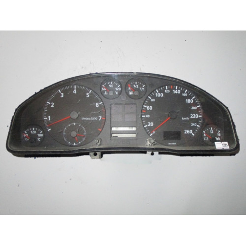 Audi A4 Kilometre Saati Gösterge Paneli 8D0919033M