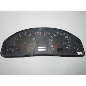 Audi A4 Kilometre Saati Gösterge Paneli 8D0919034C
