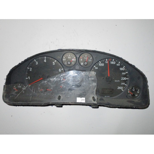 Audi A4 Kilometre Saati Gösterge Paneli 8D0919034C