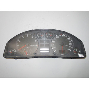 Audi A4 Kilometre Saati Gösterge Paneli 8D0919034C
