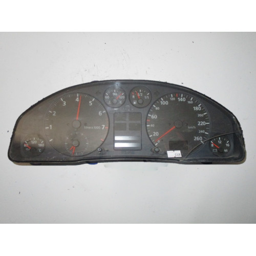 Audi A4 Kilometre Saati Gösterge Paneli 8D0919033M