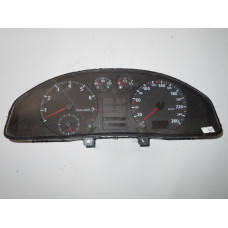 Audi A4 Kilometre Saati Gösterge Paneli 8D0919034B