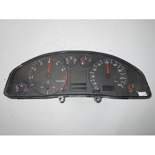 Audi A4 Kilometre Saati Gösterge Paneli 8D0919861D