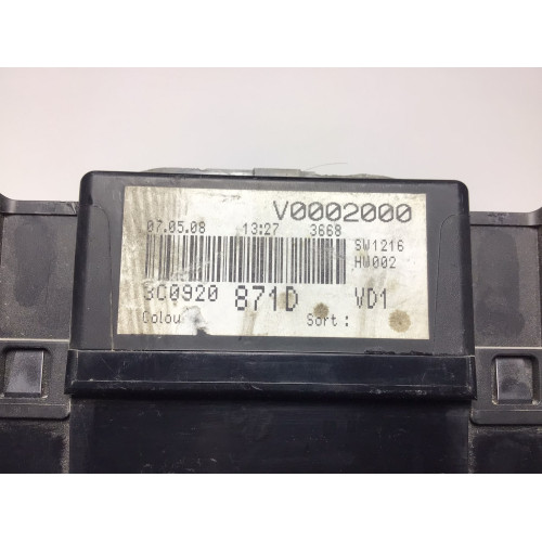 z Volkswagen Passat B6 Kilometre Saati Gösterge Paneli 3C0920871D