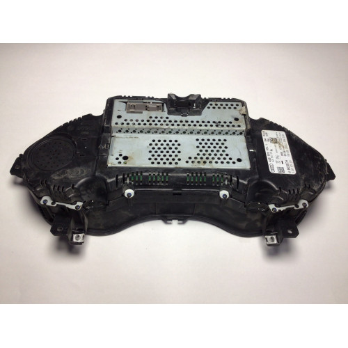 z Audi A6 A7 Kilometre Saati Gösterge Paneli 4G8920931L 0263672116