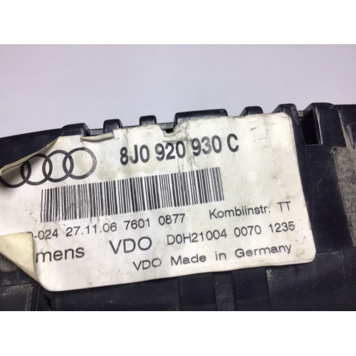 z Audi TT Kilometre Saati Gösterge Paneli 8J0920930C