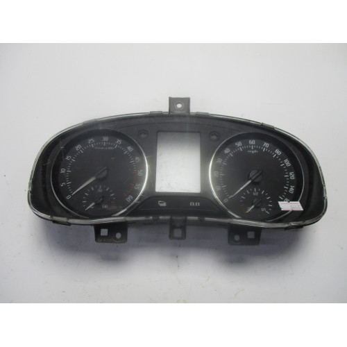 Skoda Fabia  1.6TDİ Kilometre Saati Gösterge Paneli 5J0920940D