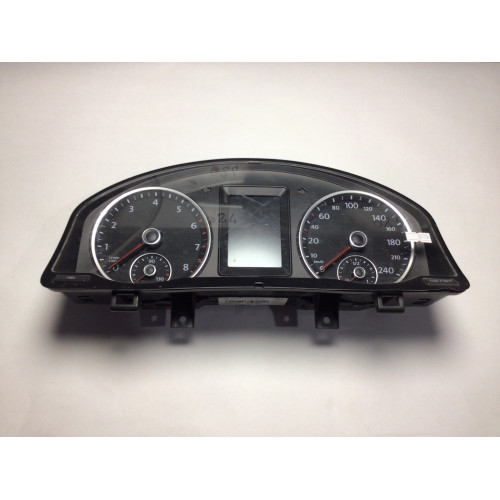Z Volkswagen Tiguan Kilometre Saati Gösterge Paneli 5N0920872B