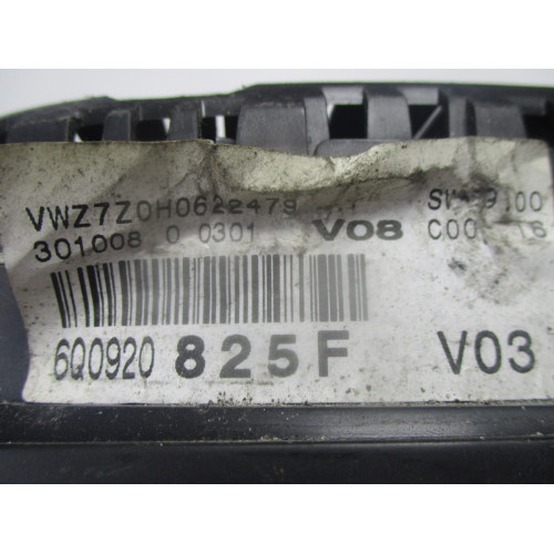 Volkswagen Polo Kilometre Saati Gösterge Paneli 6Q0920825F