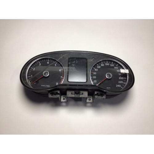 Z Volkswagen Polo Kilometre Saati Gösterge Paneli 6R0920860F