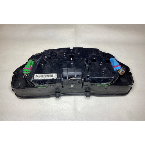 Audi A4 Dizel Kilometre Saati Gösterge Paneli 8D0919861A