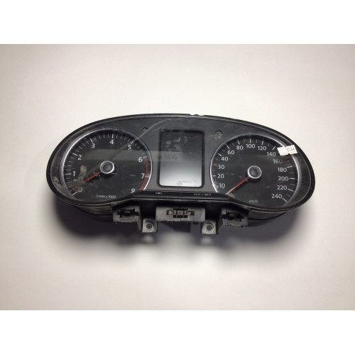 Z Volkswagen Polo Kilometre Saati Gösterge Paneli 6R0920860F