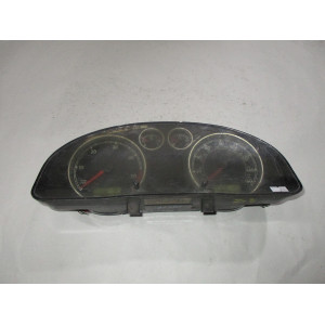 Volkswagen Passat Dizel Kilometre Saati Gösterge Paneli 3B0920905A