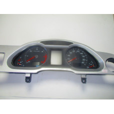 Audi A6 Kilometre Saati Gösterge Paneli 4F0920983G