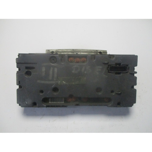 Volkswagen Golf 3  Kilometre Saati Gösterge Paneli 88311188