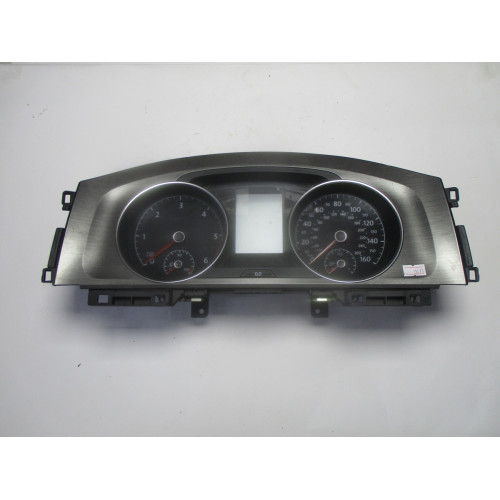 Volkswagen Golf Kilometre Saati Gösterge Paneli 5G0920961A