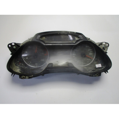 Audi A4 Kilometre Saati Gösterge Paneli 8K0920930A