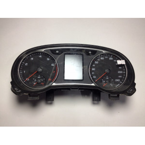 Audi A1 Kilometre Saati Gösterge Paneli 8X0920930G
