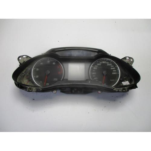 Audi A4 Kilometre Saati Gösterge Paneli 8K0920930A