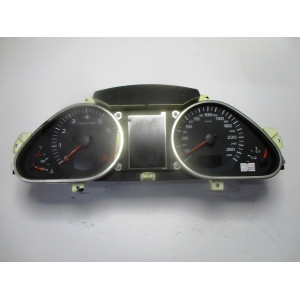 Audi A6 Kilometre Saati Gösterge Paneli 4F0920950K