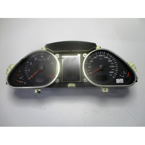 Audi A6 Kilometre Saati Gösterge Paneli 4F0920950K