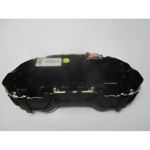 Audi A5 Kilometre Saati Gösterge Paneli 8T0920931A