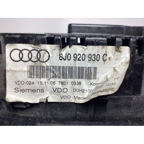 Audi TT Kilometre Saati Gösterge Paneli 8J0920930C